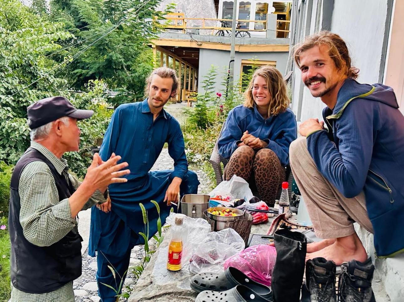Backpackers Stories By Old Hunza Inn Karimabad  Екстер'єр фото